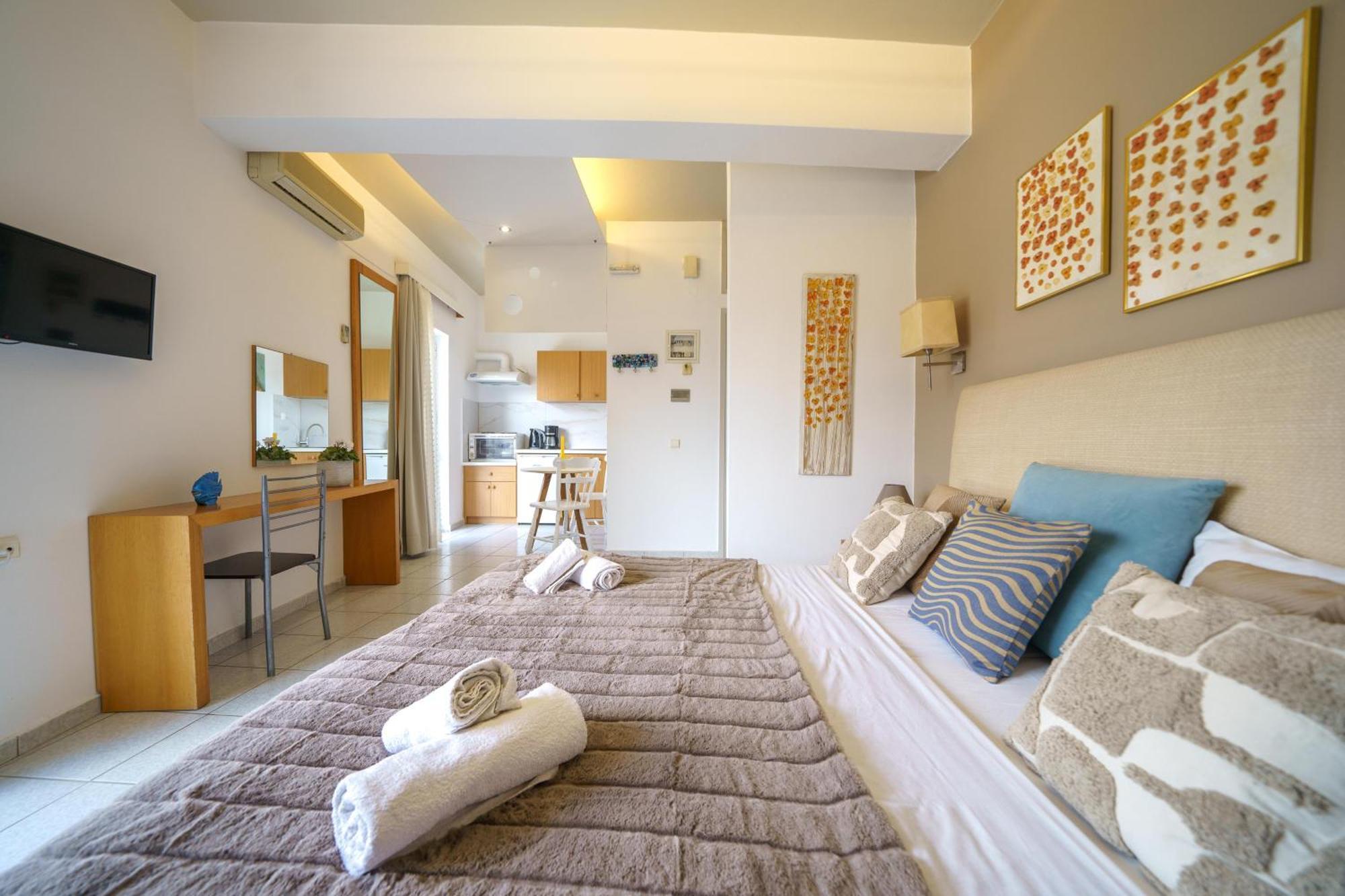 Rodi Blue Apartments Amoudara Lasithiou エクステリア 写真